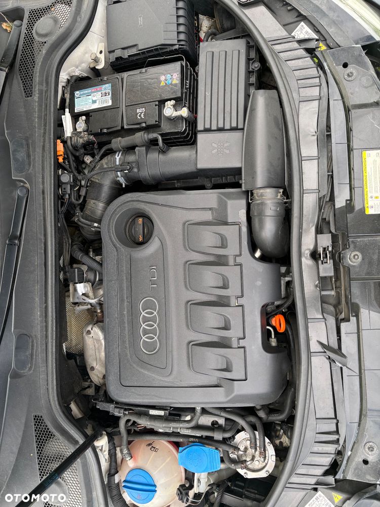 Audi A3 Sportback 2.0 TDI DPF S tronic S line Sportpaket - 31