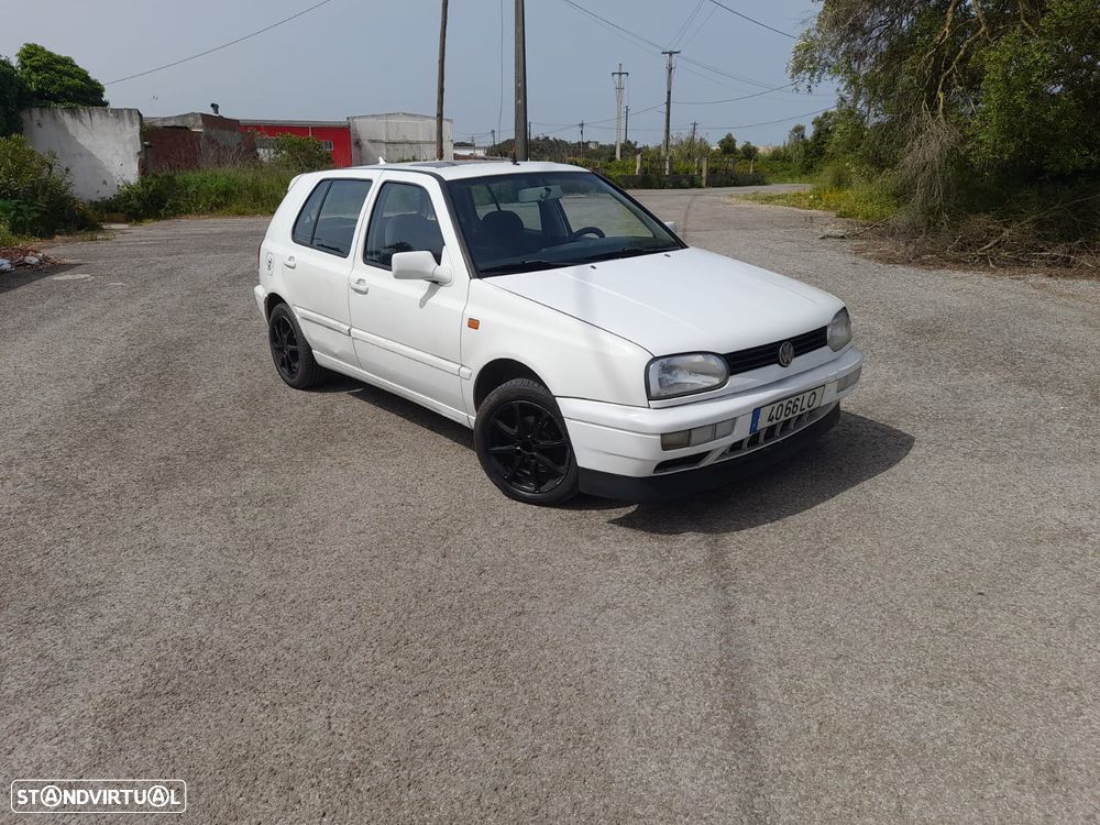 VW Golf 1.9 D CL - 2