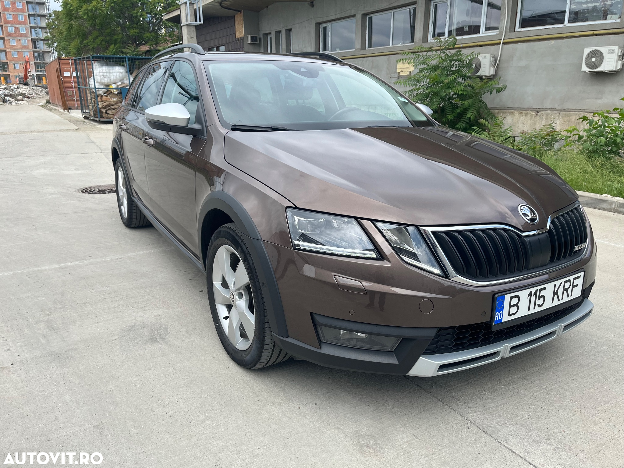 Skoda Octavia 2.0 TDI 4x4 DSG Ambition - 2