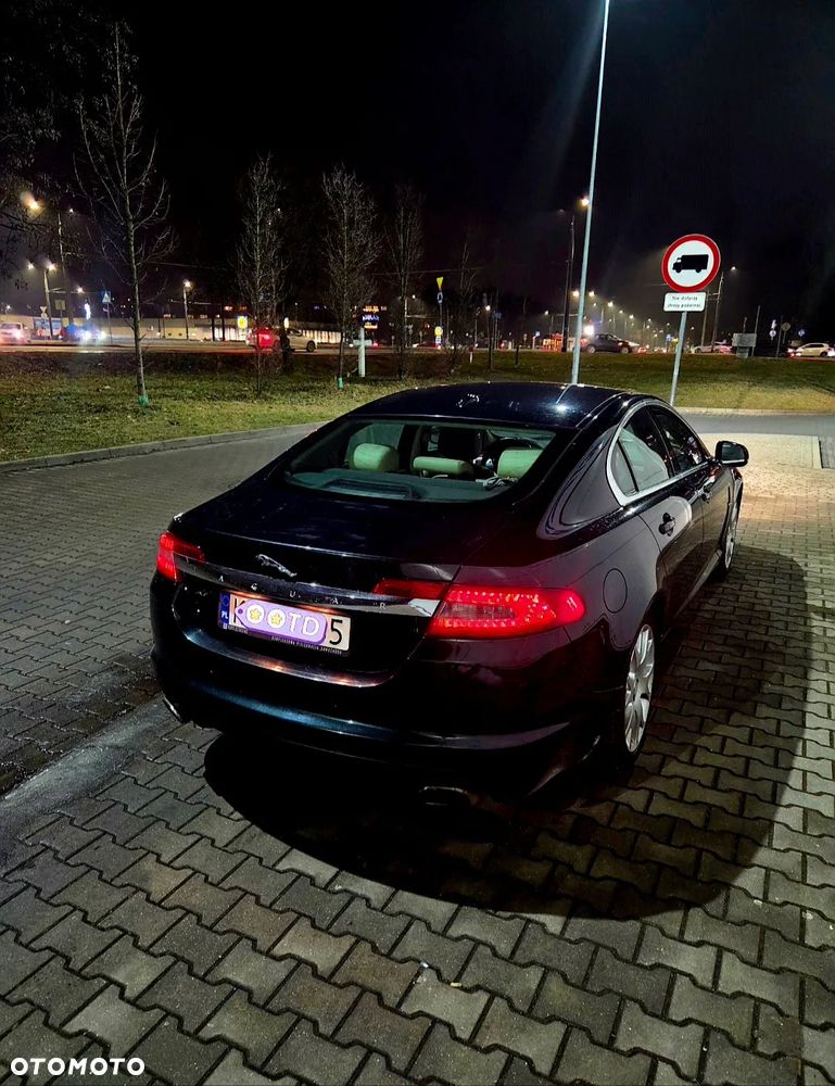 Jaguar XF 3.0 V6 D S Premium Luxury - 4