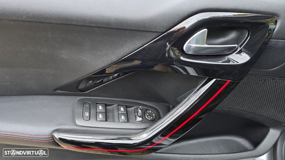 Peugeot 2008 1.2 PureTech GT Line EAT6 - 9