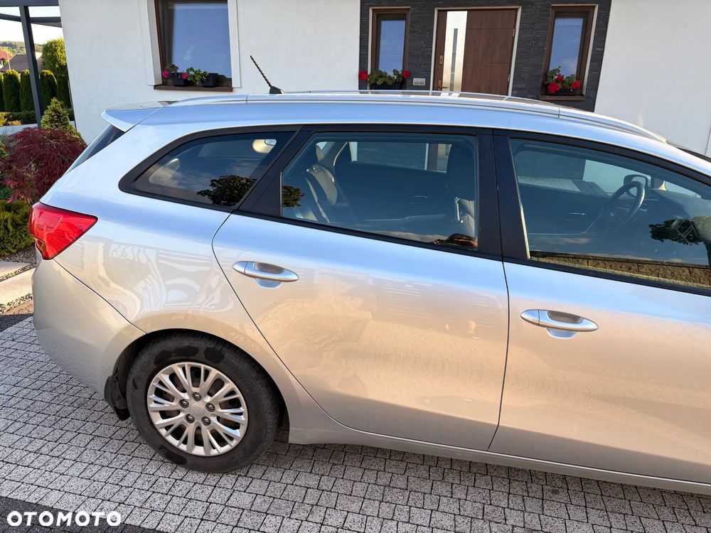 Kia Ceed 1.6 CRDi M - 3