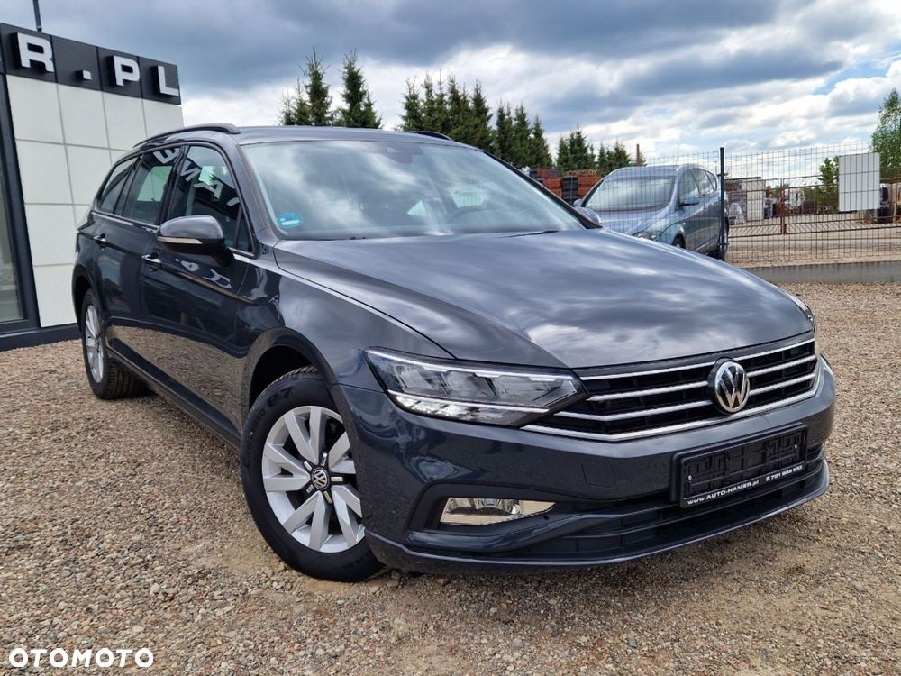 Volkswagen Passat - 4