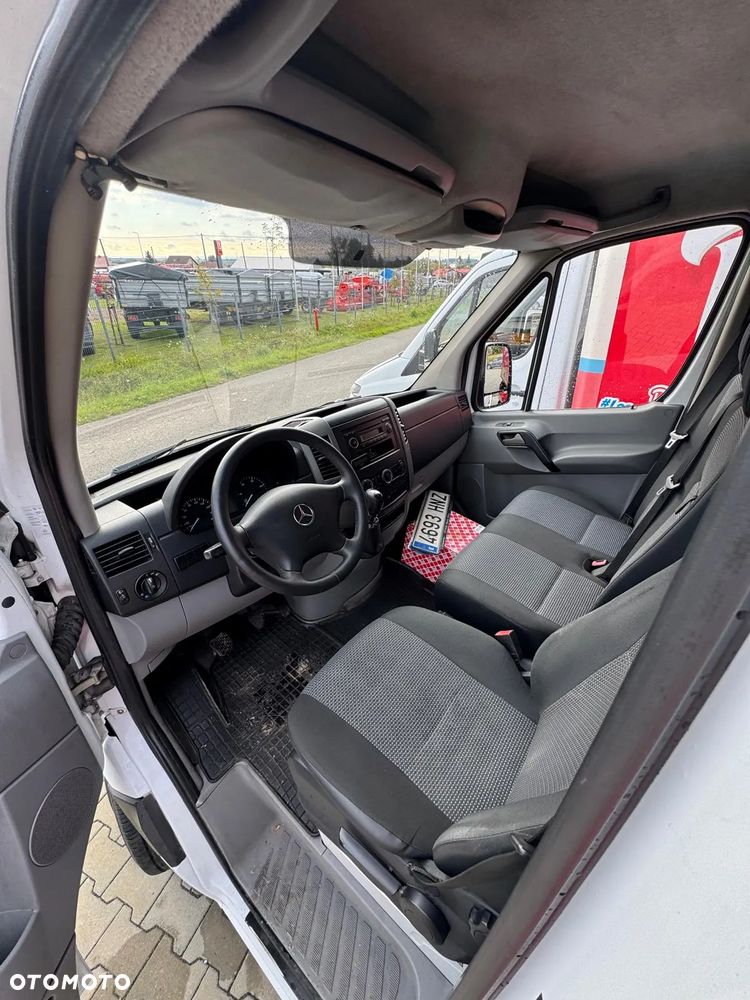 Mercedes-Benz Sprinter - 7