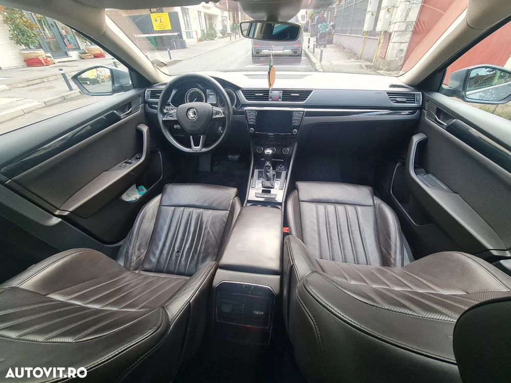 Skoda Superb Combi 2.0 TDI DSG 4X4 Laurin & Klement - 11