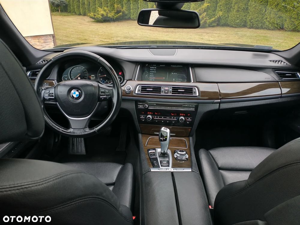 BMW Seria 7 730Ld - 17