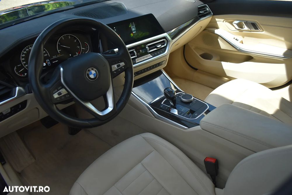 BMW Seria 3 320d xDrive AT - 7