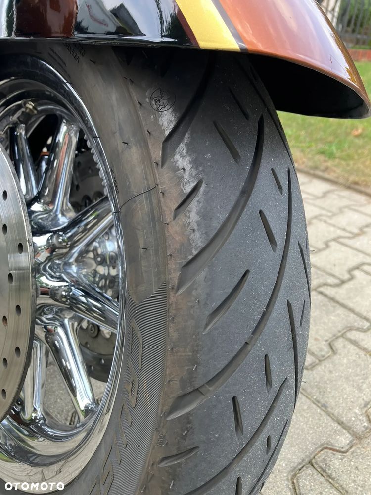 Harley-Davidson FLHTCU Ultra - 17