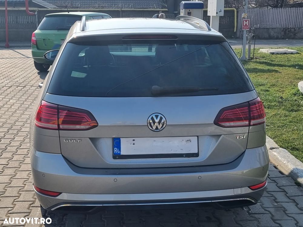 Volkswagen Golf - 4