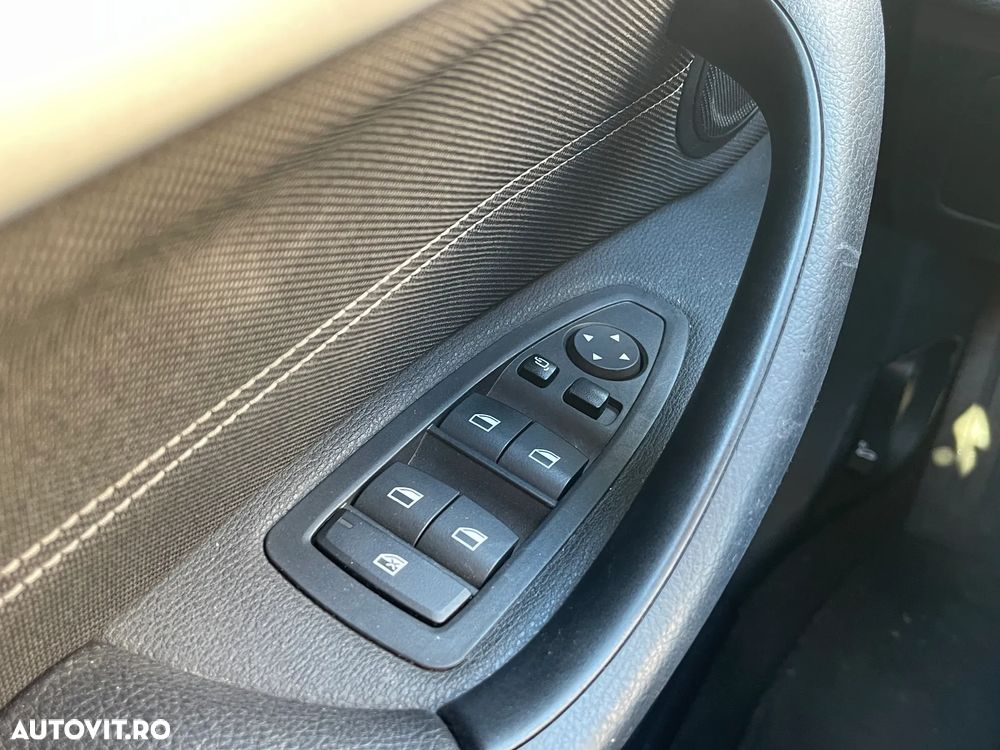 BMW X1 sDrive18d Aut. - 12