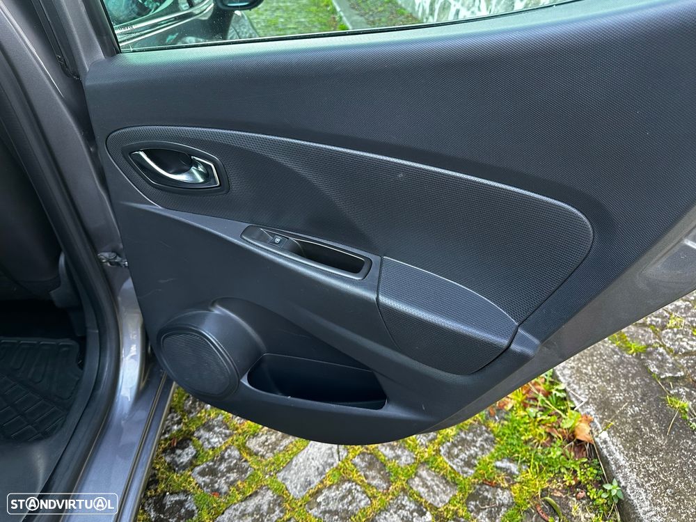 Renault Clio 0.9 TCE Luxe - 34