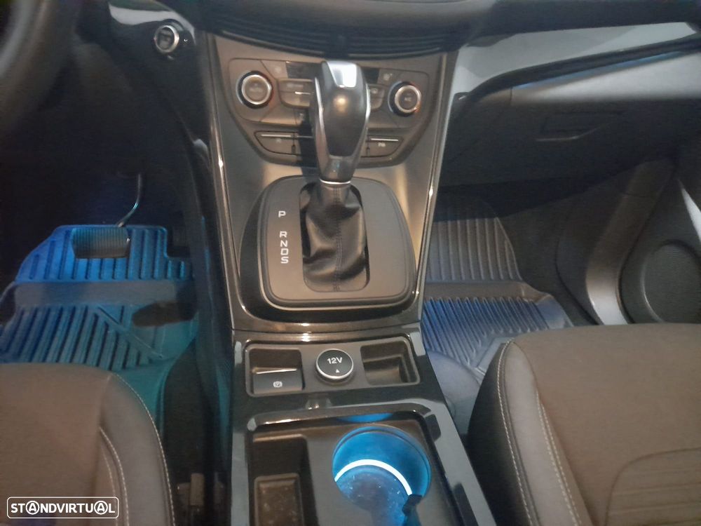Ford Kuga 2.0 TDCi Titanium 4WD Powershift - 33