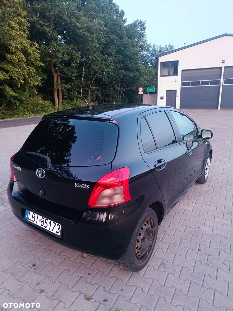 Toyota Yaris 1.3 Sol - 5