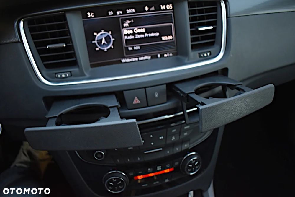 Peugeot 508 1.6 T Allure - 18