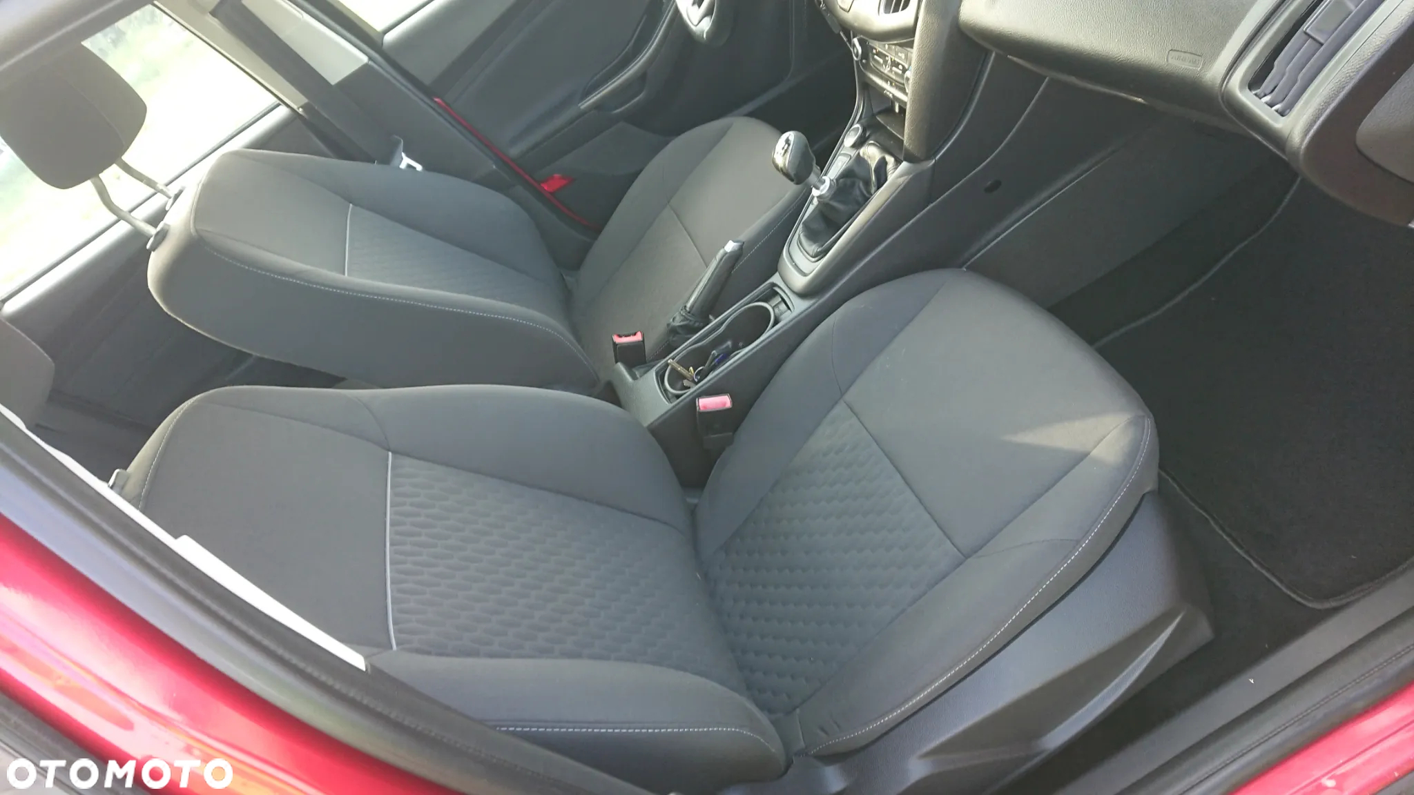 Ford Focus - 8
