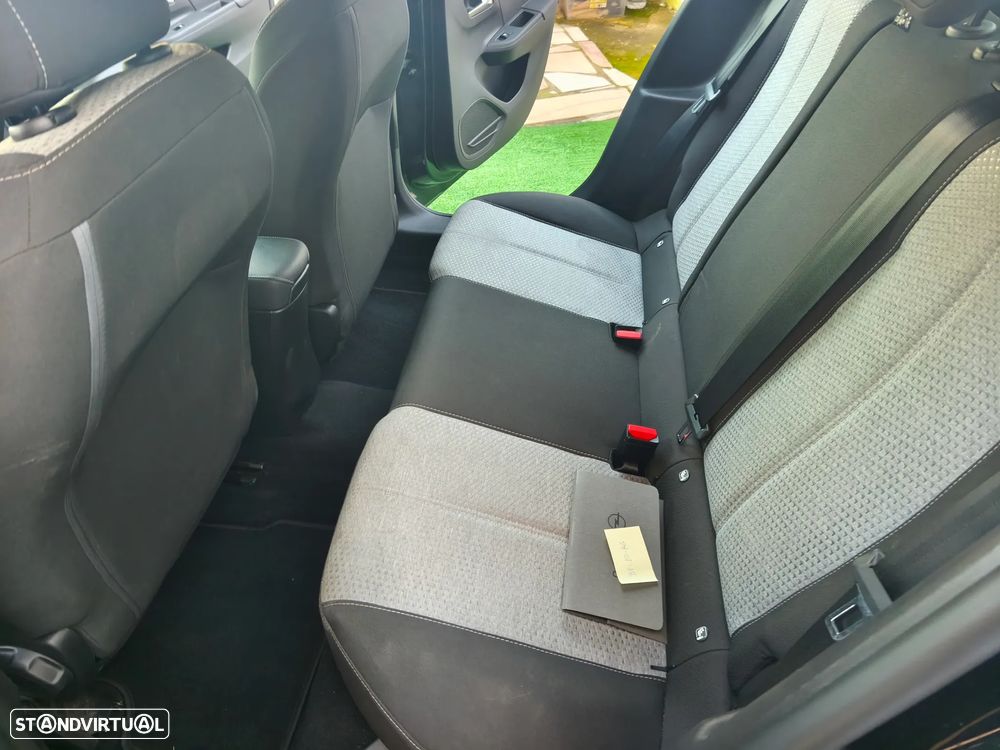 Opel Corsa 1.2 Edition - 31