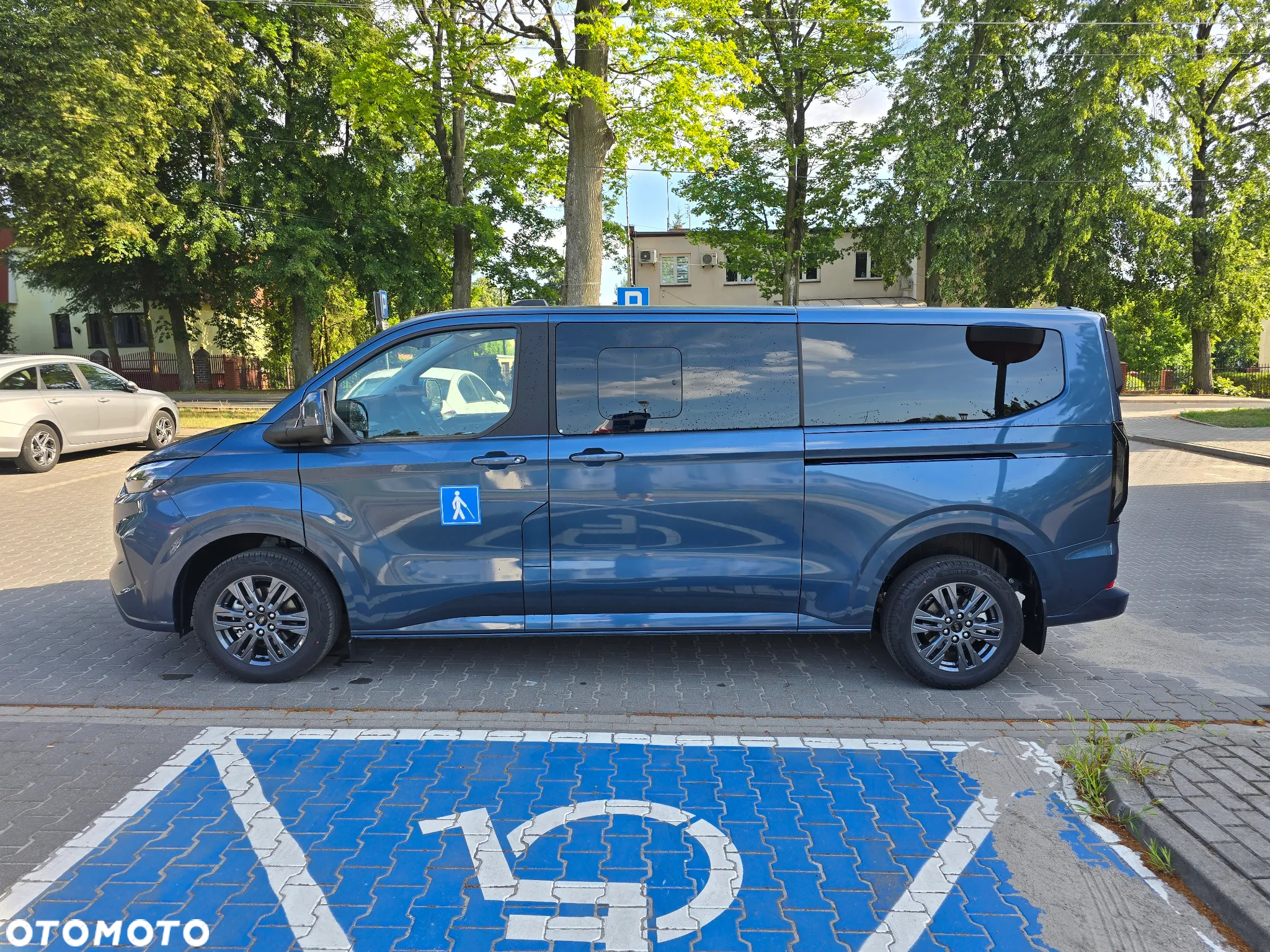 Ford Tourneo Custom 2.0 EcoBlue 320 L2 Titanium - 5