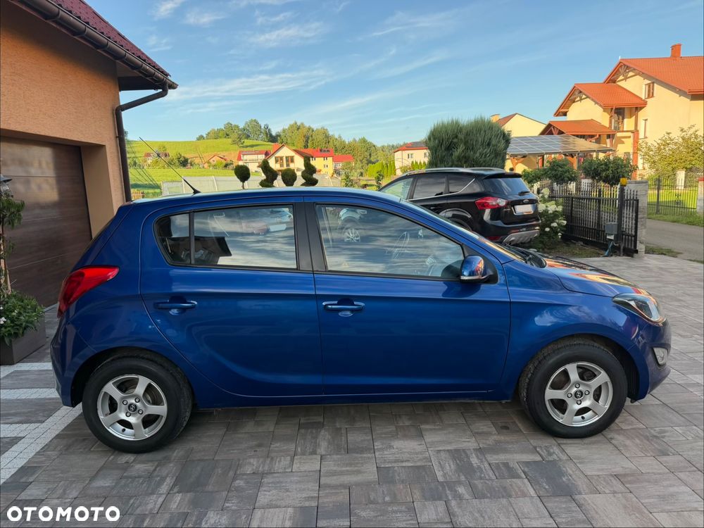 Hyundai i20 1.1 CRDi Trend - 36