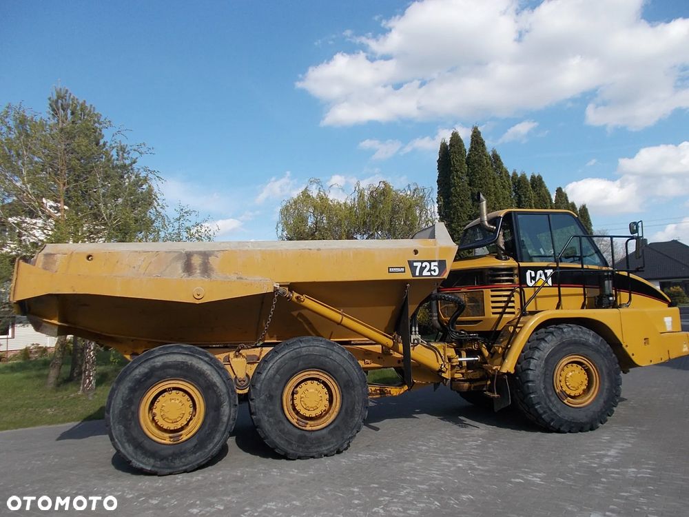 Caterpillar 725 - 5