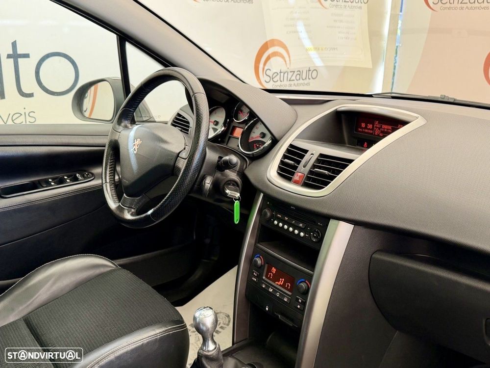 Peugeot 207 SW 1.6 HDi Outdoor - 12