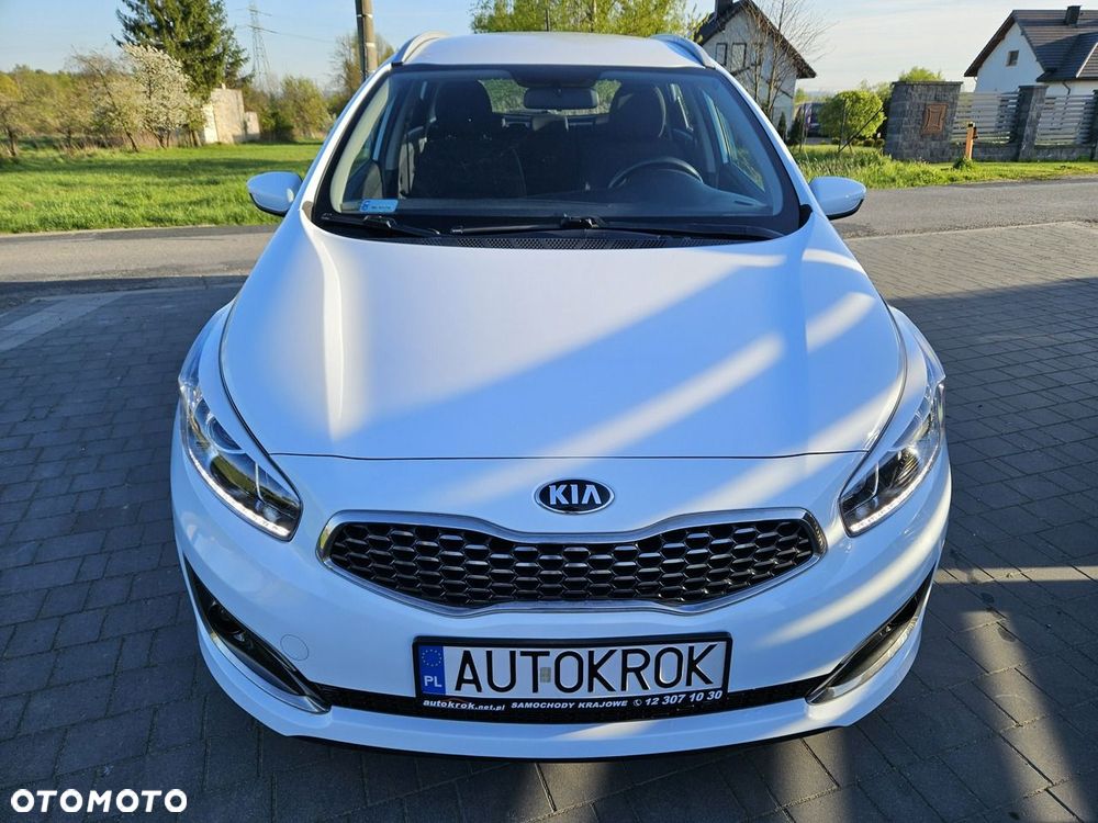 Kia Ceed - 1