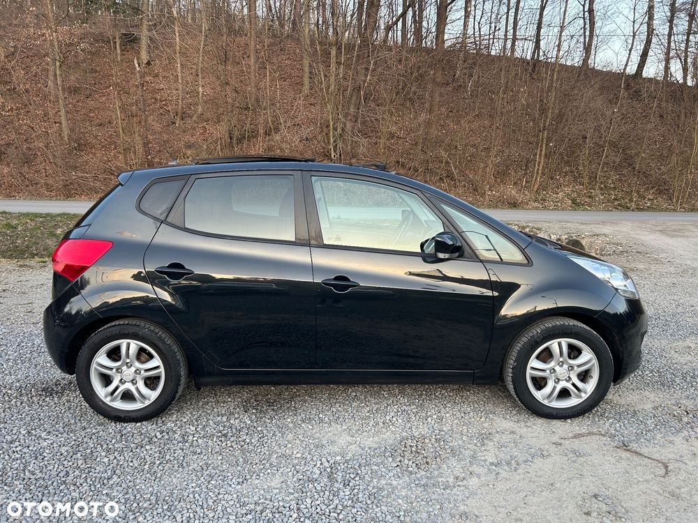 Kia Venga 1.6 CRDi 128 Business Line - 4