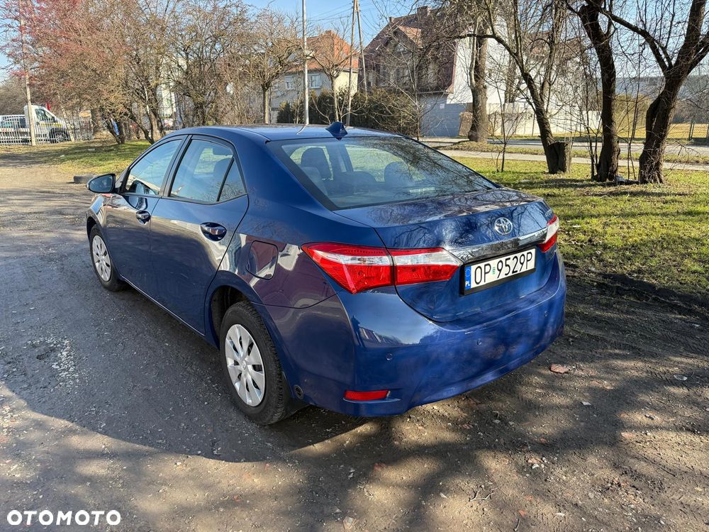 Toyota Corolla 1.6 Active - 5