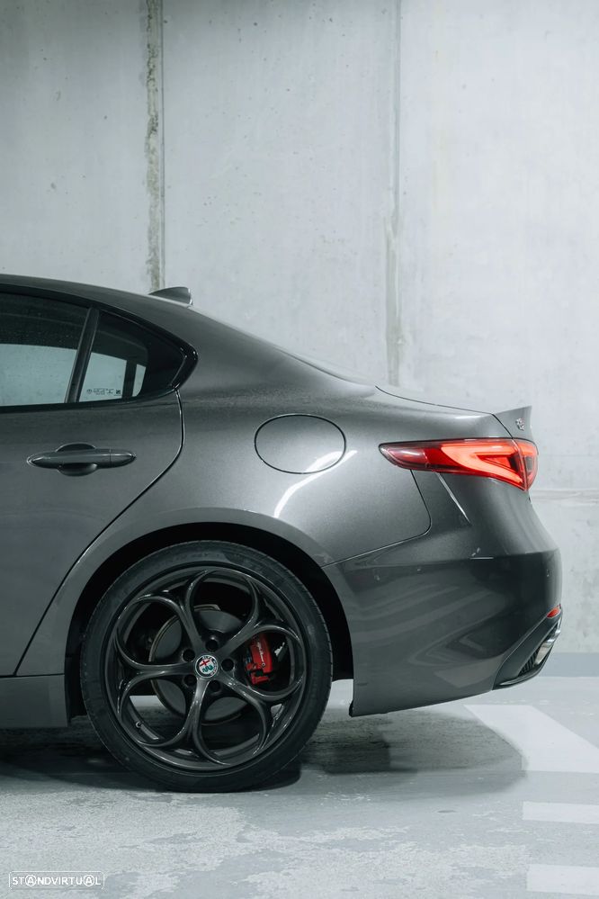 Alfa Romeo Giulia 2.2 D Super AT8 - 6