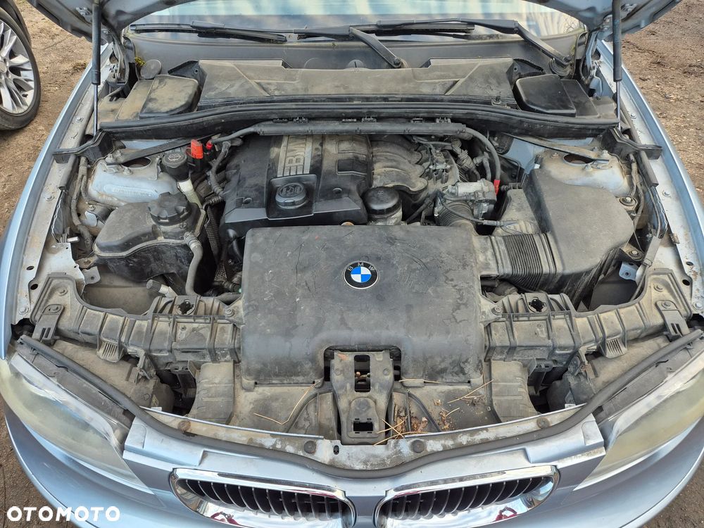BMW Seria 1 116i - 8