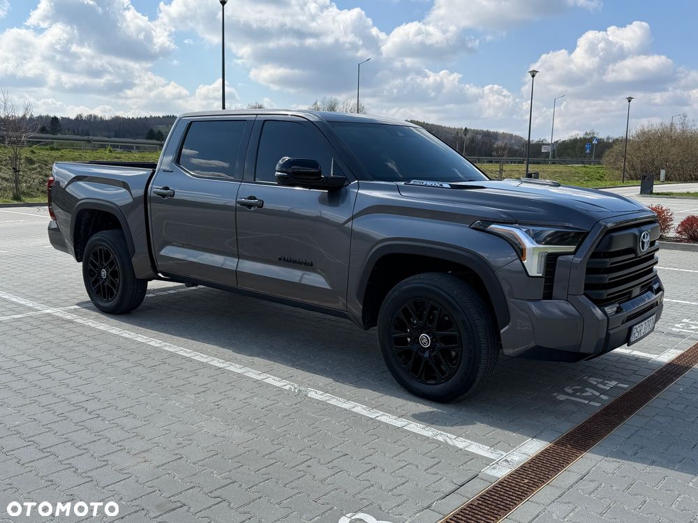Toyota Tundra - 3