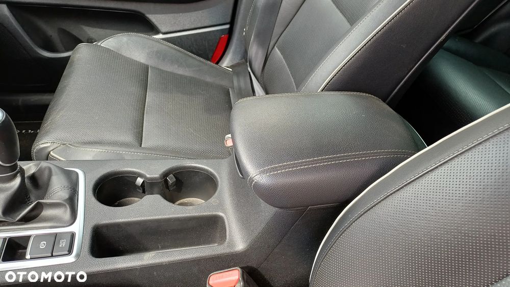 Kia Sportage 1.6 GDI 2WD Black Edition - 28