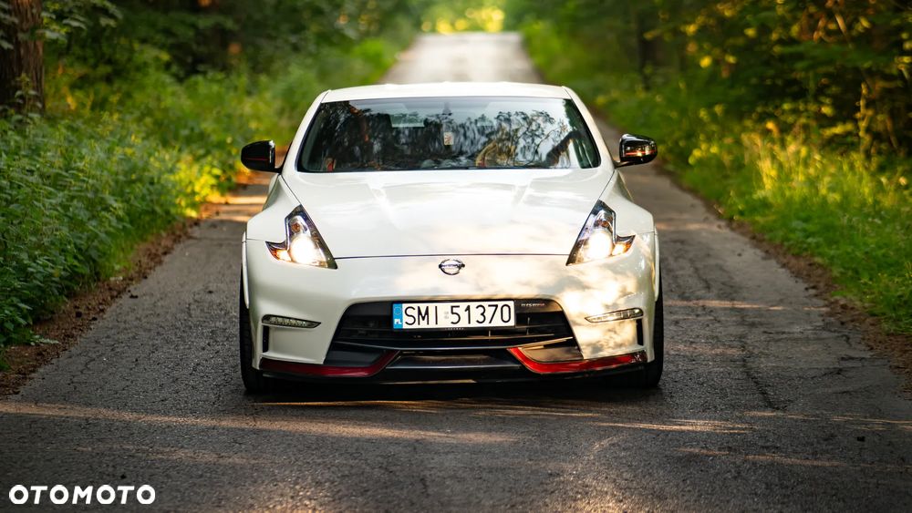 Nissan 370 Z 3.7 V6 Nismo - 11