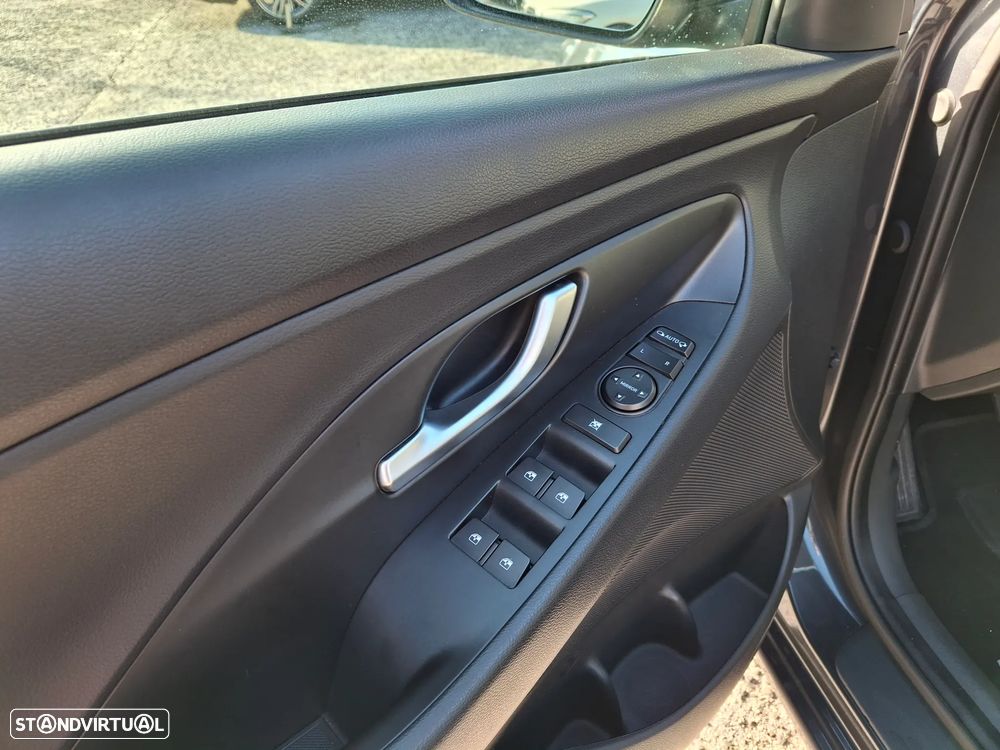 Hyundai i30 1.0 T-GDI Style - 12