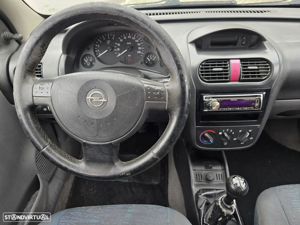 Opel Corsa 1.7 DTi 16V Confort - 3