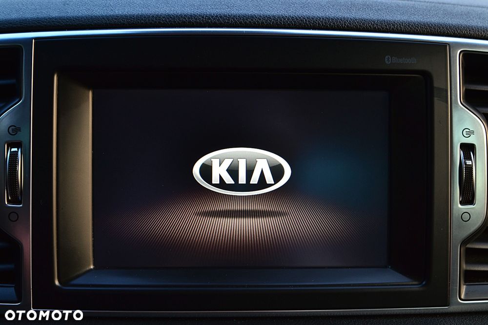 Kia Sportage 1.7 CRDI 2WD Dream-Team Edition - 16