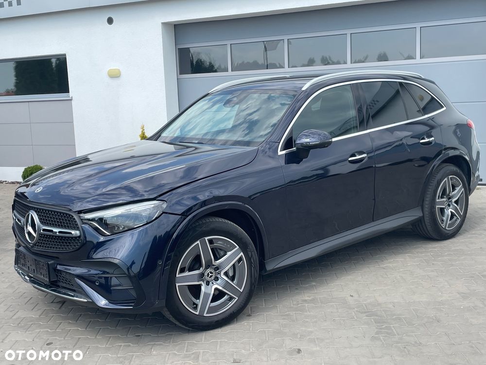 Mercedes-Benz GLC 220 d 4Matic 9G-TRONIC AMG Line Advanced - 9