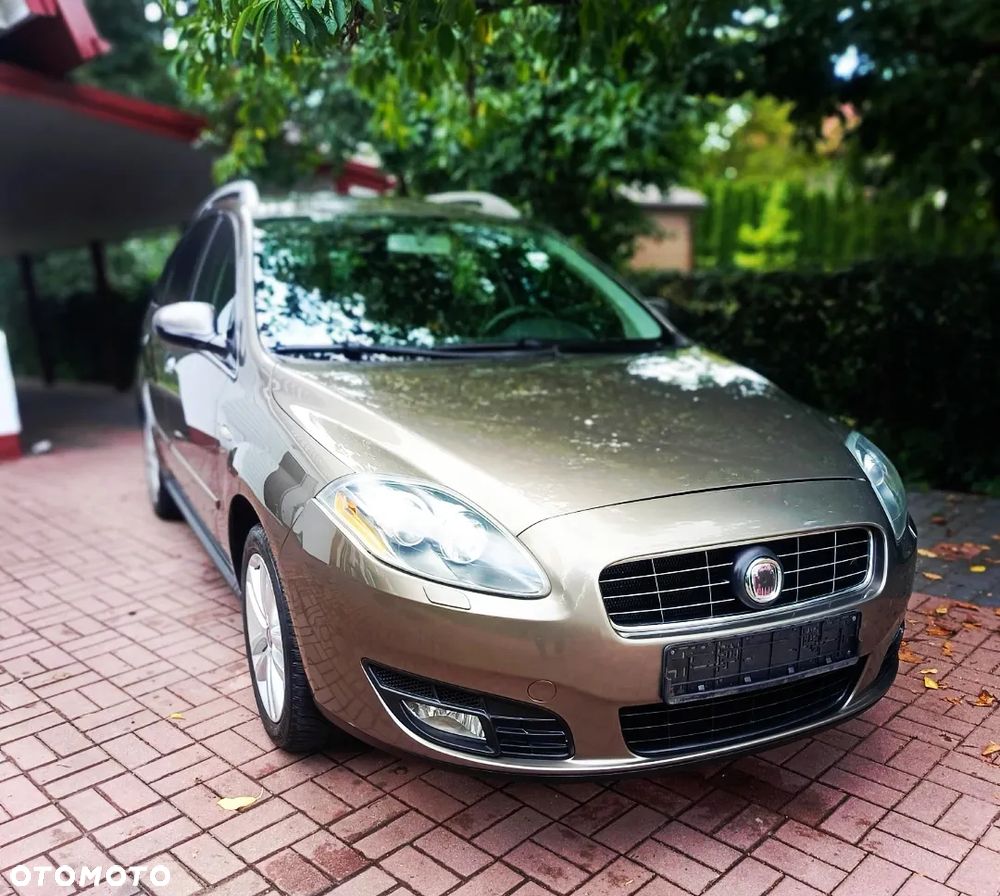 Fiat Croma 1.9 Multijet 16V DPF Emotion - 1