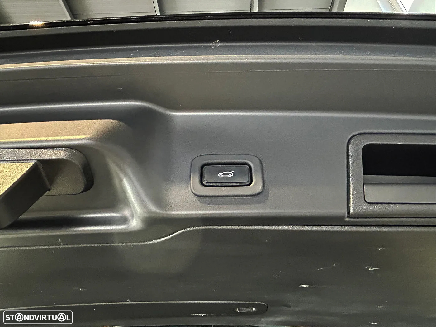 Land Rover Range Rover Evoque 1.5 P160 R-Dynamic SE Auto - 44