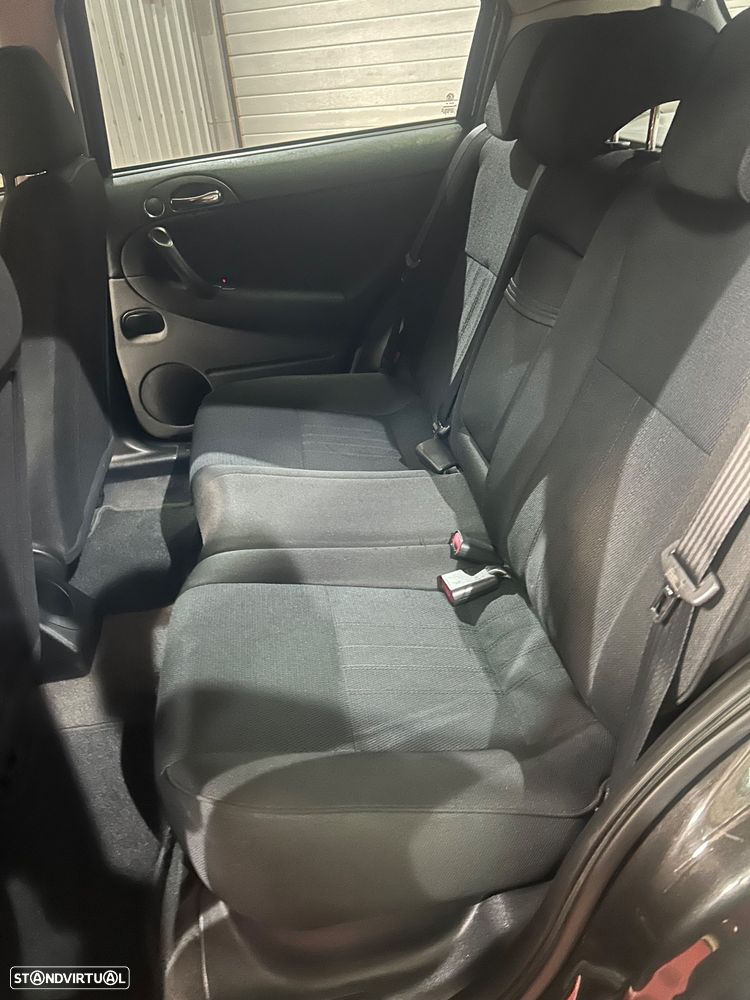 Alfa Romeo 147 1.6 TS Progression - 9