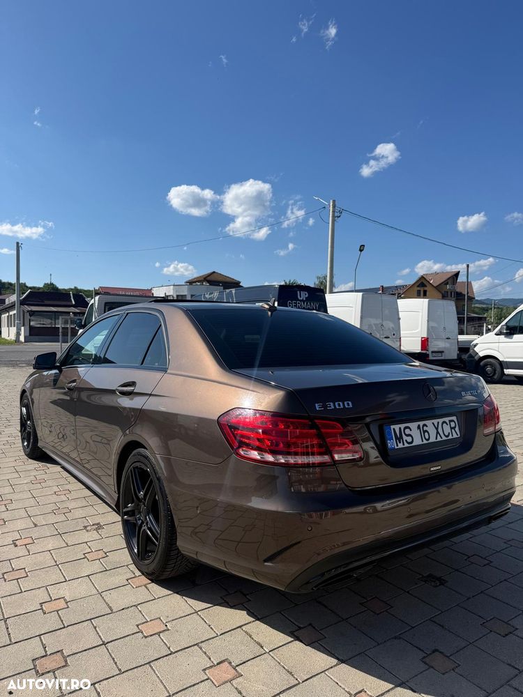 Mercedes-Benz E 300 BlueTEC Aut - 7