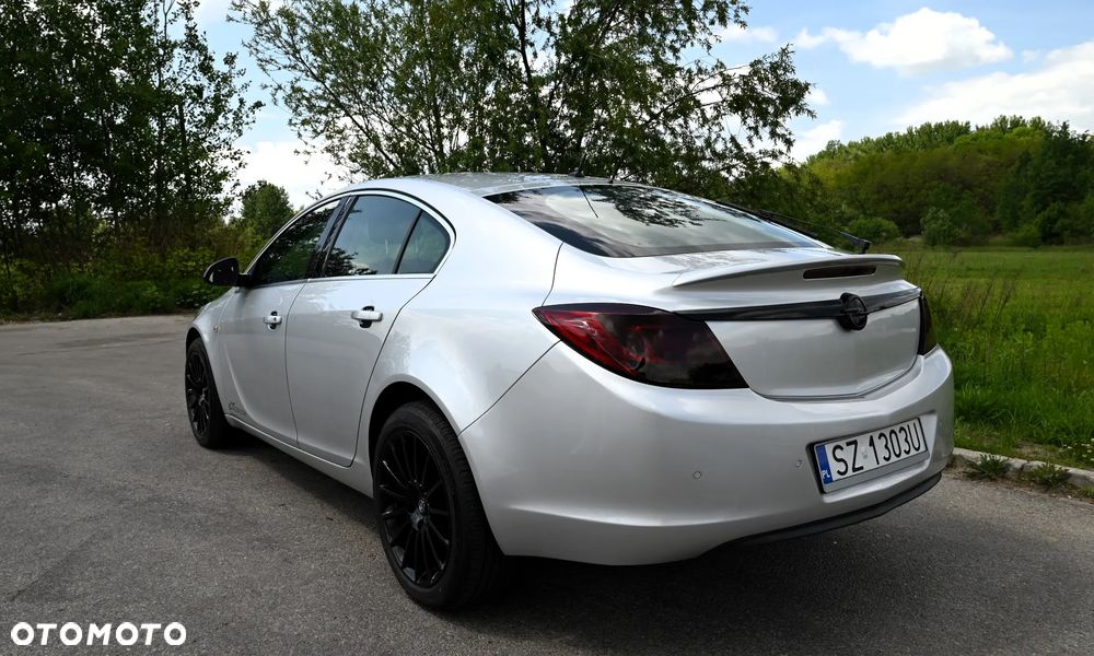Opel Insignia - 17