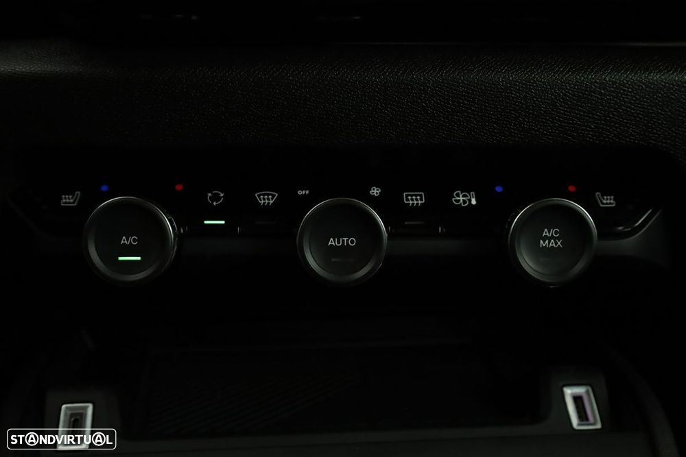 Citroën C4 1.2 PureTech Plus EAT8 - 13
