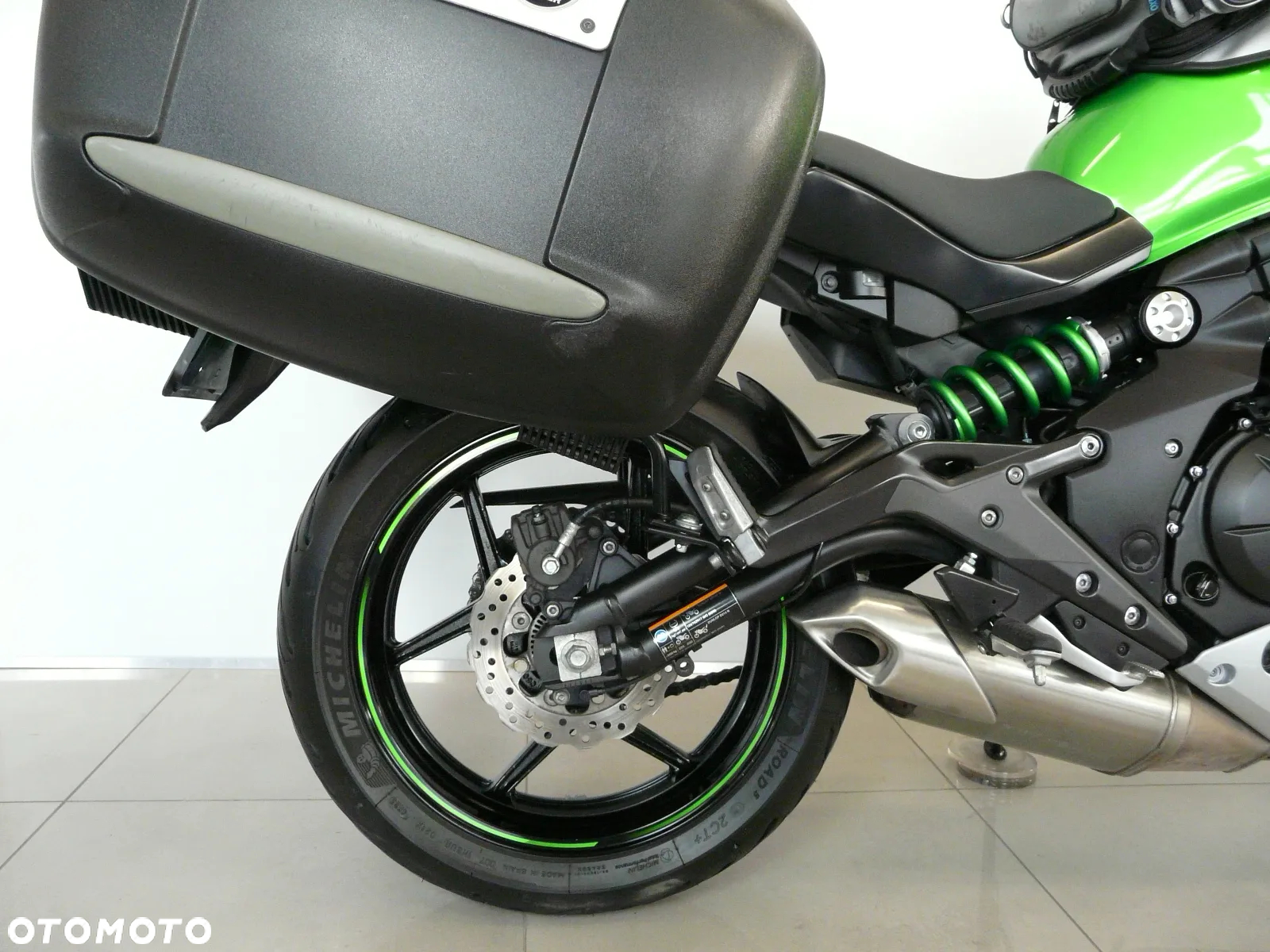 Kawasaki ER - 9