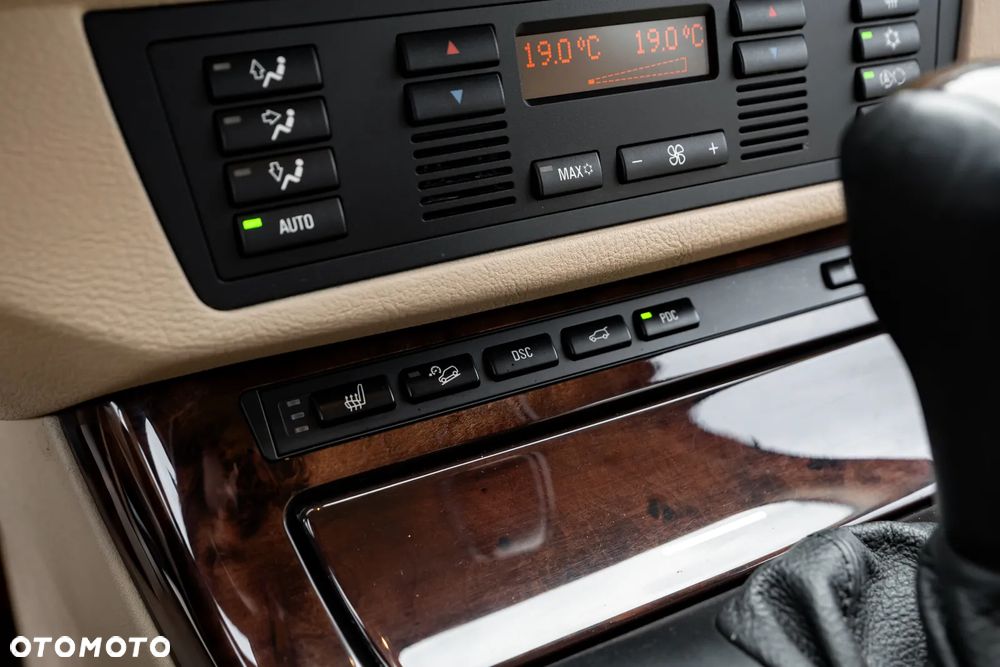 BMW X5 3.0 i Edition Exclusive - 29