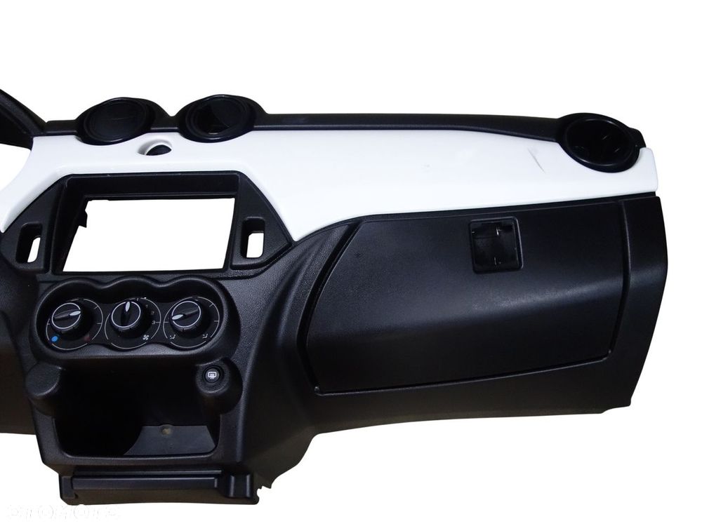 Deska rozdzielcza kokpit konsola Microcar Aixam Coupe s8 - 2