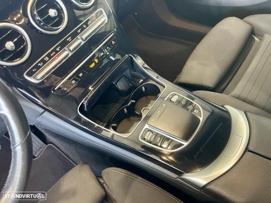 Mercedes-Benz GLC 300 e 4Matic - 15