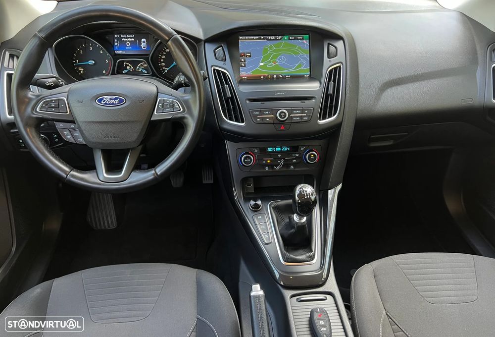Ford Focus 1.5 TDCi Titanium - 19