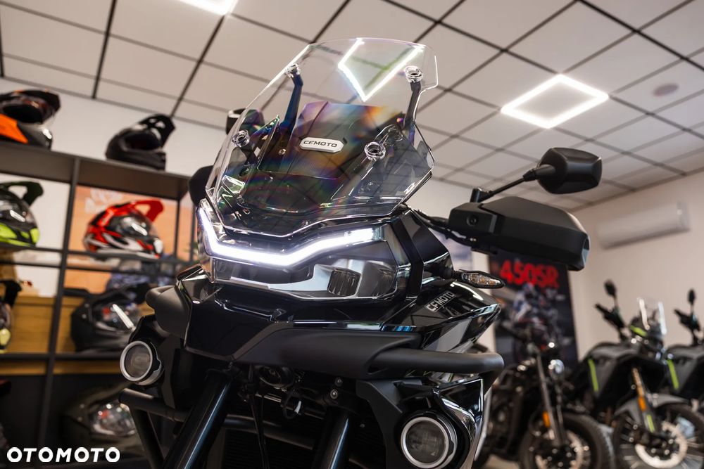 CFMoto 800MT Explore - 2