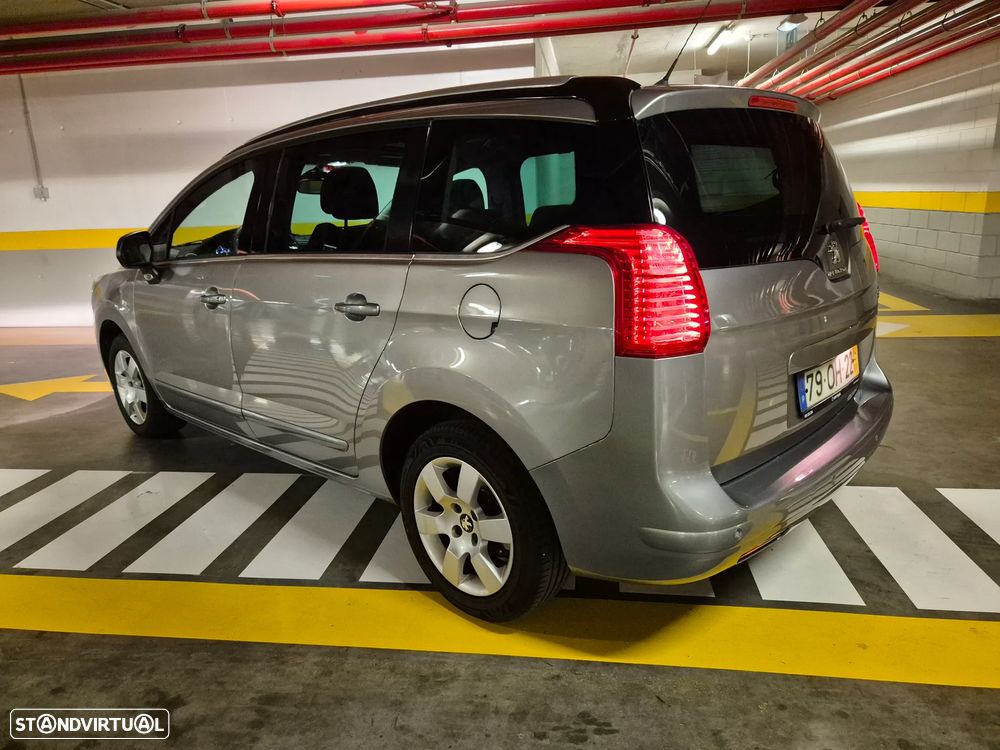 Peugeot 5008 1.6 HDi 7L Allure - 18