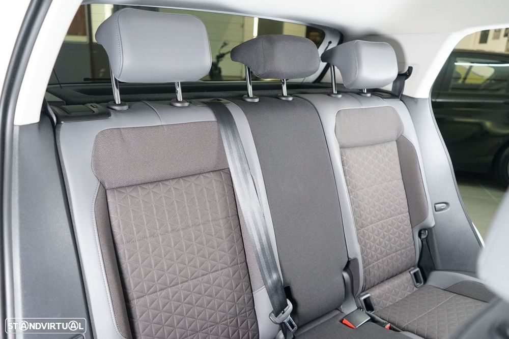 VW T-Cross 1.0 TSI Style - 40